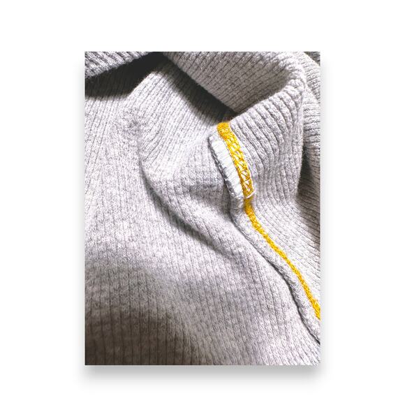 Grey Waffle Raglan Top W/ Mustard Crochet Patterned Sleeves Small/Medium - Picture 12 of 12